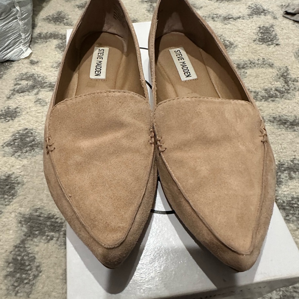 Steve Madden Beige Suede Women's Flats